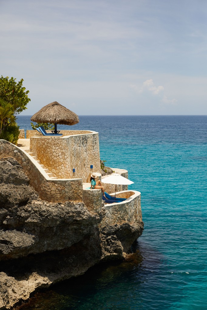 Chilling out at The Caves in Negril is now easy to do with our extended 30% Cliffside Escape Offer! The booking window has been extended to December 19th, for travel up to next year December 2025! 

See the 🔗 in our Bio for the details on how to book:

thecaveshotel.com/jamaica-resort…