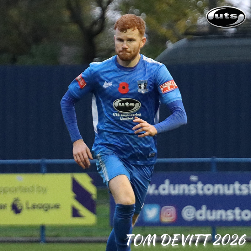 DunstonUTSFC's tweet photo. One-month loan ❌
𝗣𝗘𝗥𝗠𝗔𝗡𝗘𝗡𝗧 ✅

We are delighted to announce @TomDevitt5 has signed a contract with the club until the end of the 2025-26 season. ✍️

#WeAreDUTS 💙