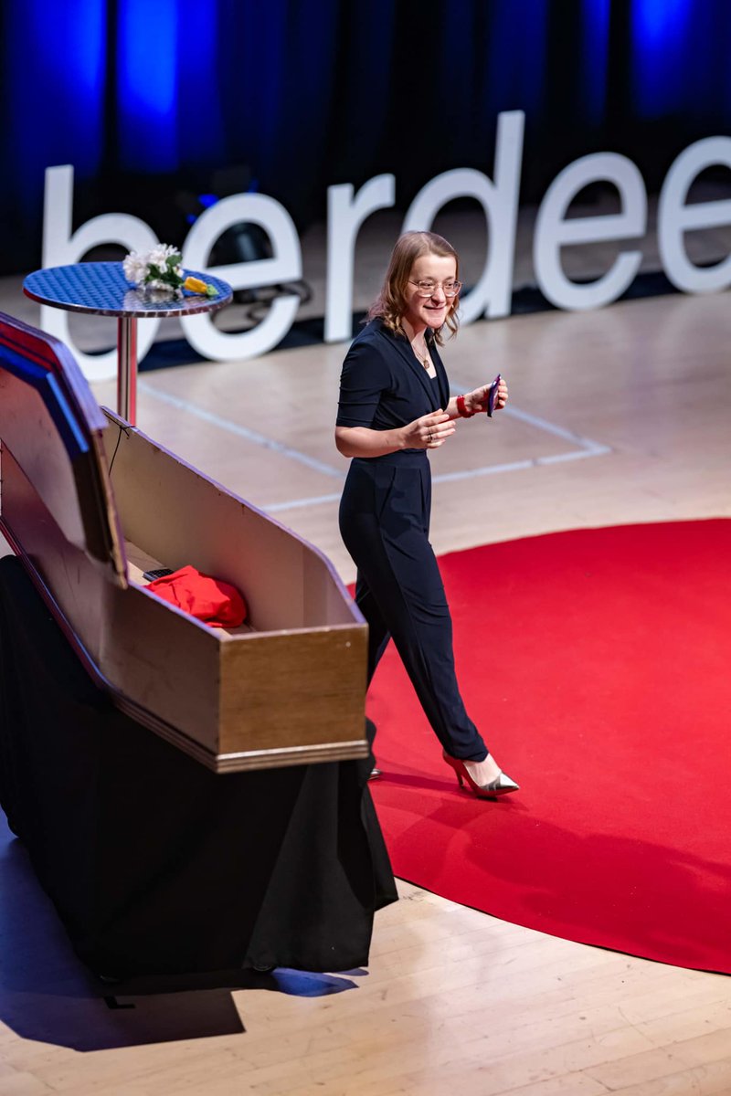 Dr Jennifer Riley tweet media