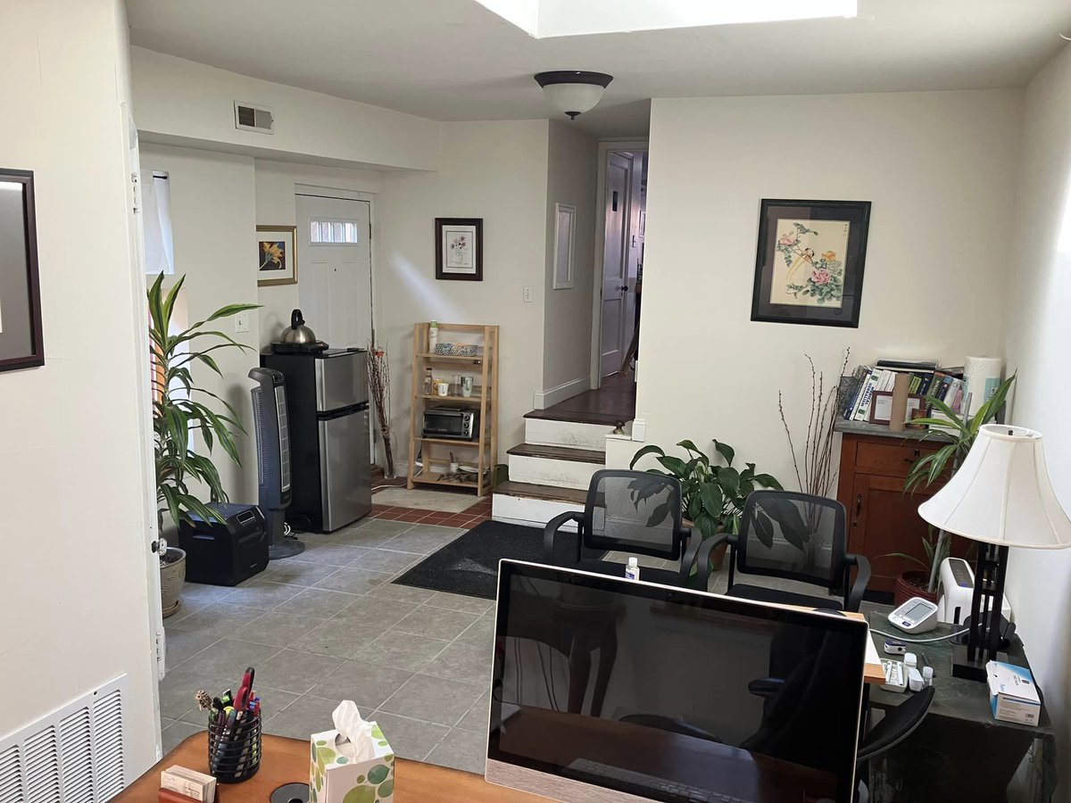 Subleasing the back of the tea shop next year! Feel free to share with anyone looking for a space :)