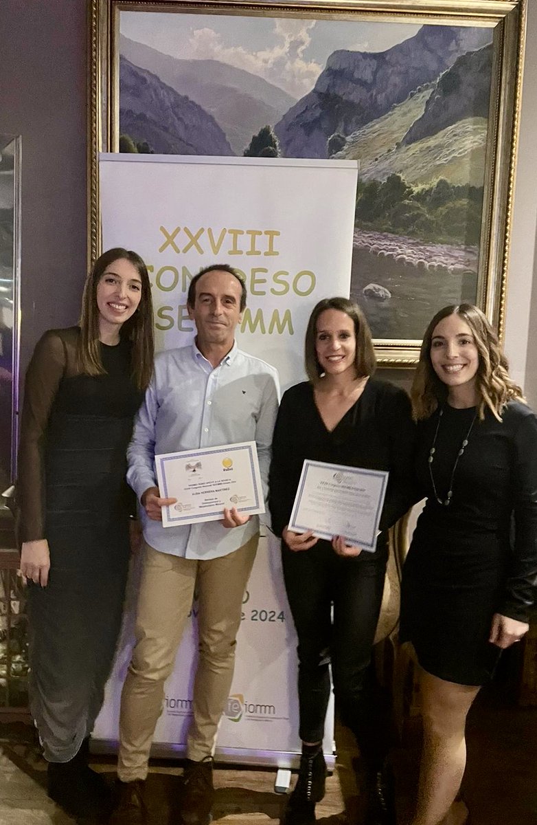 🏆Durante el XXVIII Congreso de la <a href="/seiomm/">SEIOMM</a>, investigador@s del grupo de "Fisiopatología del sistema endocrino de la vitamina D. Biotecnología y envejecimiento" del <a href="/IMIBIC/">IMIBIC</a> y del  <a href="/HUReinaSofia/">Hospital Universitario Reina Sofía</a> han sido galardonados con la Beca FEIOMM de #Investigación Traslacional 2024

🧪🧫Este