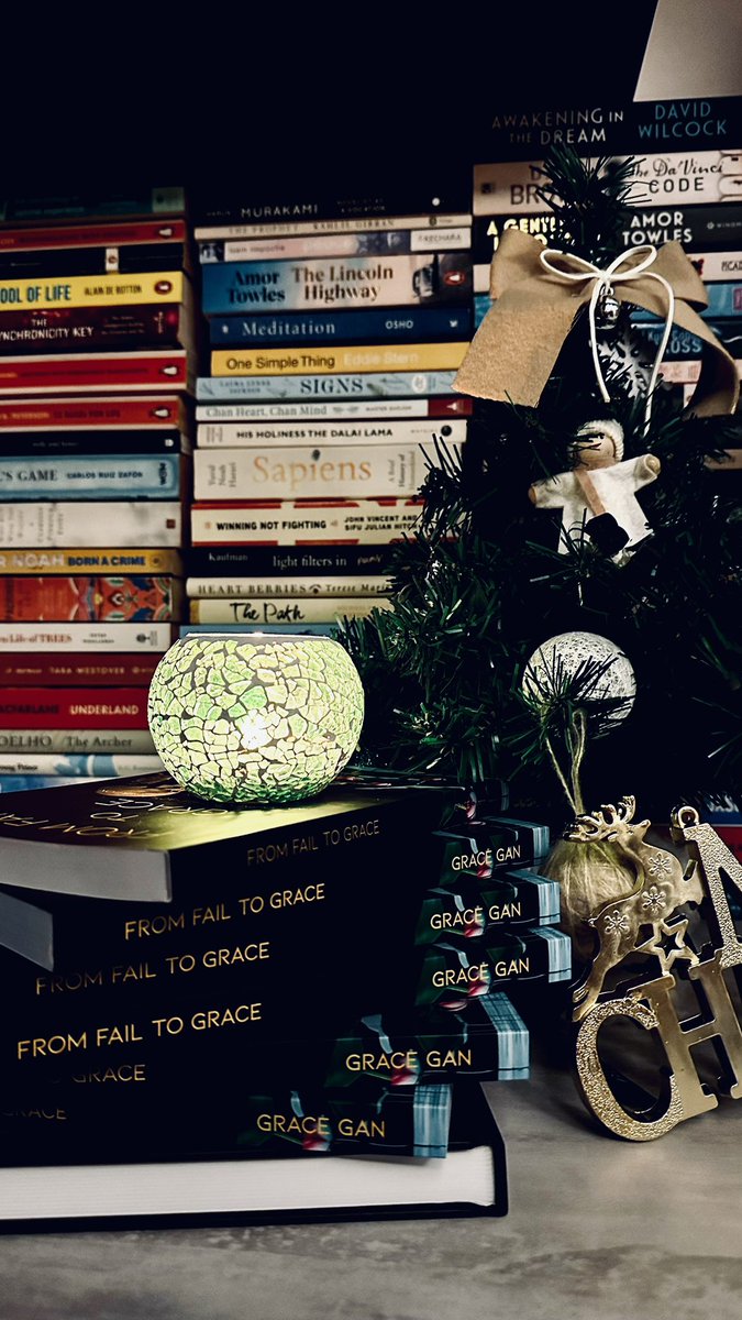 gracegan7's tweet image. Fav time of the year 🎄✨ Counting down.. 🤍 #christmasholiday #lovechristmas #booktree #grateful