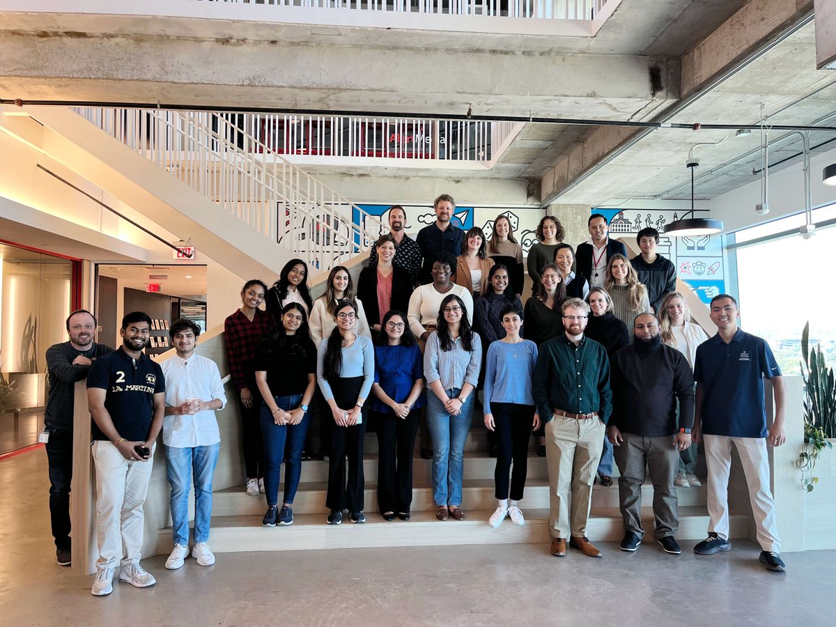 Thank you for an amazing site visit, @AlertMedia! 

Last Friday, the Office of Career and Life Design joined grad students at AlertMedia to learn about the many possible paths to careers in sales, rev ops, product, engineering, threat intelligence and employee experience.