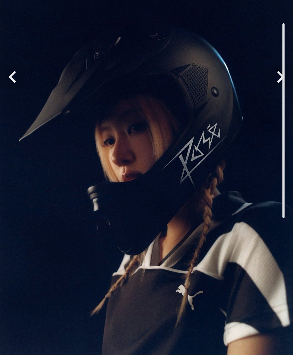 roseannepics's tweet photo. ROSÉ FOR PUMA https://t.co/Fw0W5ddTcN