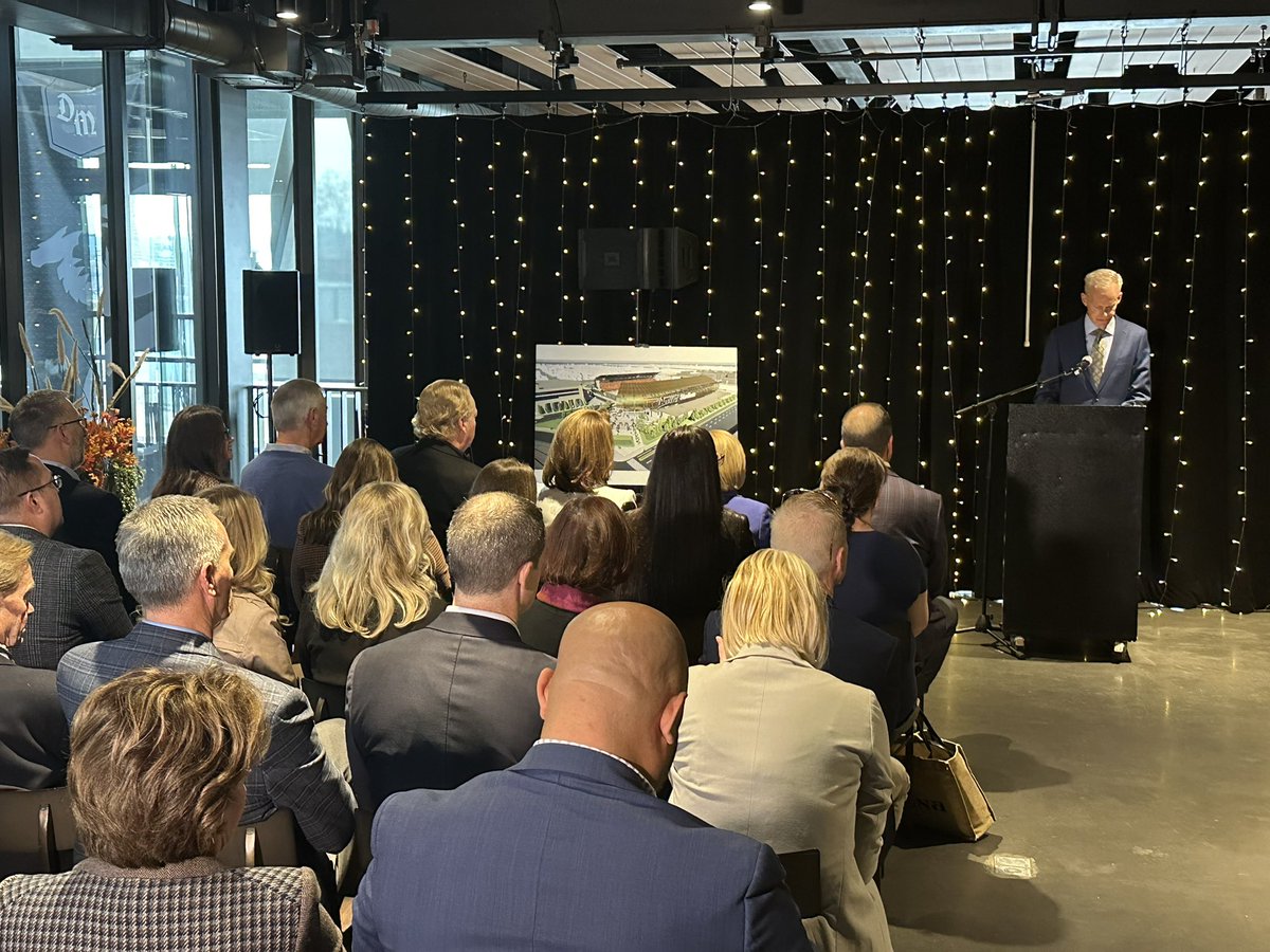 Michael E Martin tweet media