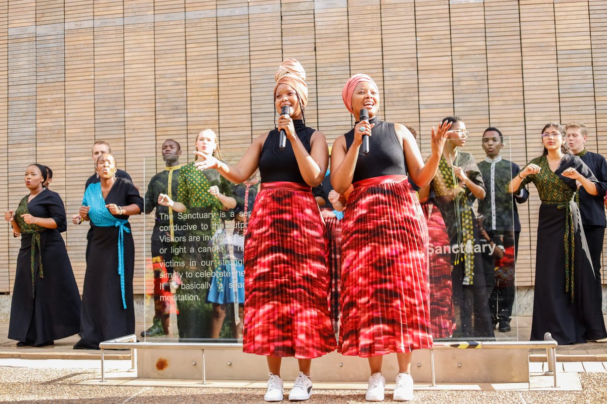 The audience was enchanted by the uplifting voices of the <a href="/UPYouthChoir/">UP Youth Choir</a>, stirred by the moving story of Freedom Park’s storytellers Thandi Ramncwana and Kopano Mahlasi and blown away by the powerful words of <a href="/Yamoria_/">Yam-Gang🌻</a>. #UnclenchedFists #upyouthchoir