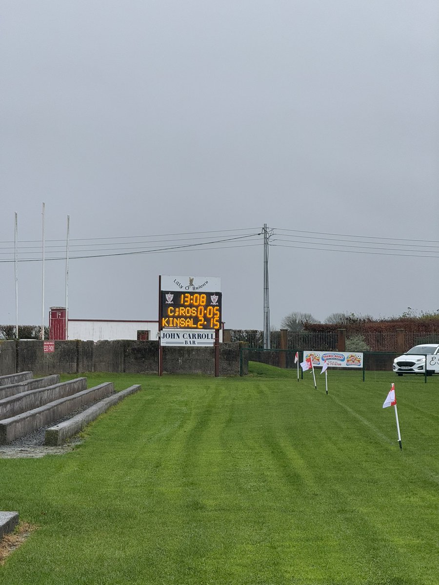 <a href="/KinsaleComSch/">Kinsale Community School</a> Senior Camogie team had a good win against Roscrea today in their Munster Round 3 game. Extremely difficult conditions to play in but the girls soldiered on and to seal the win. They have now qualified for a Munster Semi Final 💪🏼 <a href="/kcspe1996/">KCS PE & Sport</a> 🔵🟡