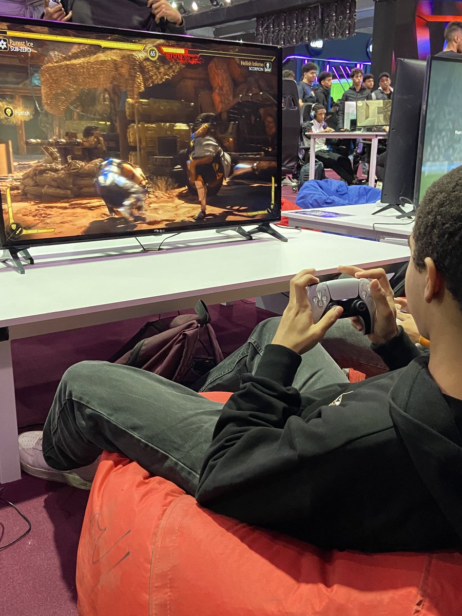vq_gamers's tweet image. All eyes on Connecta…. it’s happening!🔥

#VQGamers #Connecta #cairoict #Connecta24 #OurGameIsNeverOver #ICT2024 #Egypt #Gaming #ESPORTS