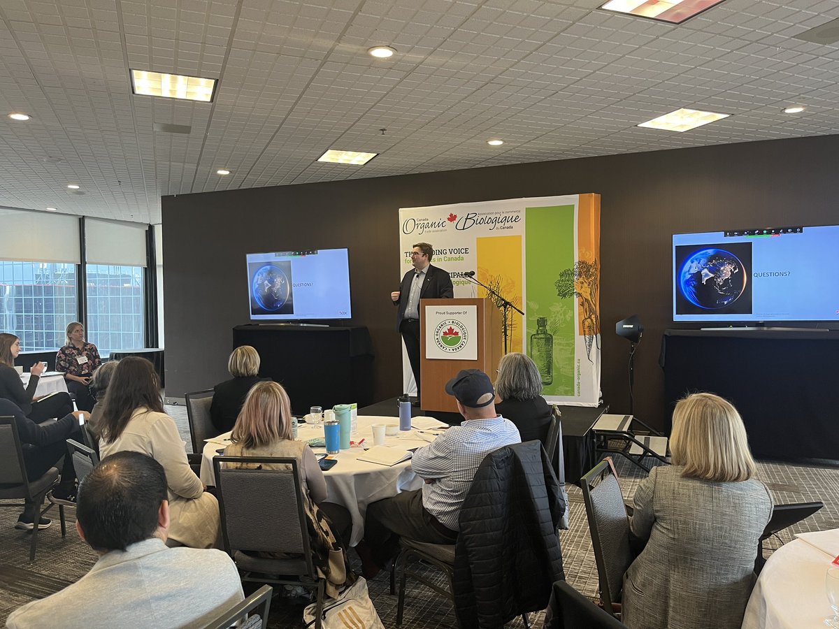 CanadaOrganic's tweet image. Our next session this morning with Ross Prusakowski from @ExportDevCanada  #organicsummit2024 #summetbio2024