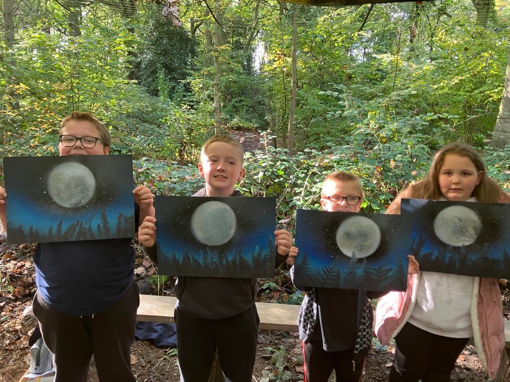 MonkwoodPrimary's tweet photo. 🌕 Just before half term, we worked alongside @PopsOutdoor Adventure in our woodland area to create these fantastic pieces of artwork!

Read the full story 👇
https://t.co/H3zCWjv3SW https://t.co/7vdBPBVg5j