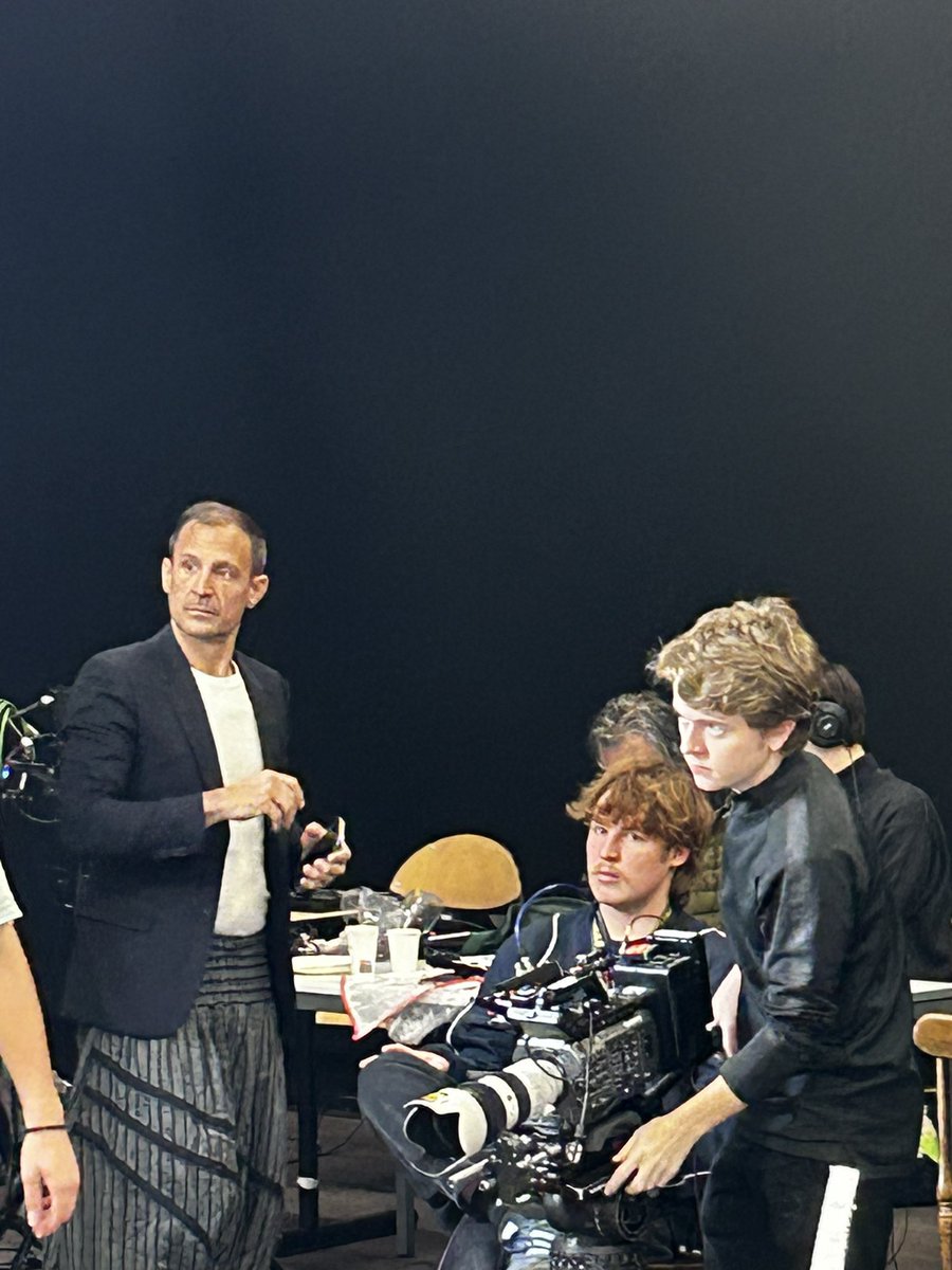 Franckluccisano's tweet photo. [Découverte professionnelle @CollegeNSP ]
Clap 🎬 de fin sur la visite du Campus Méliès ! Observation d’un tournage, descriptif des métiers du secteur et des parcours de formation! Rencontre avec les concepteurs du jeu Bad Dreams! 
#Cinema #vr #education https://t.co/sCzp0zIhzm