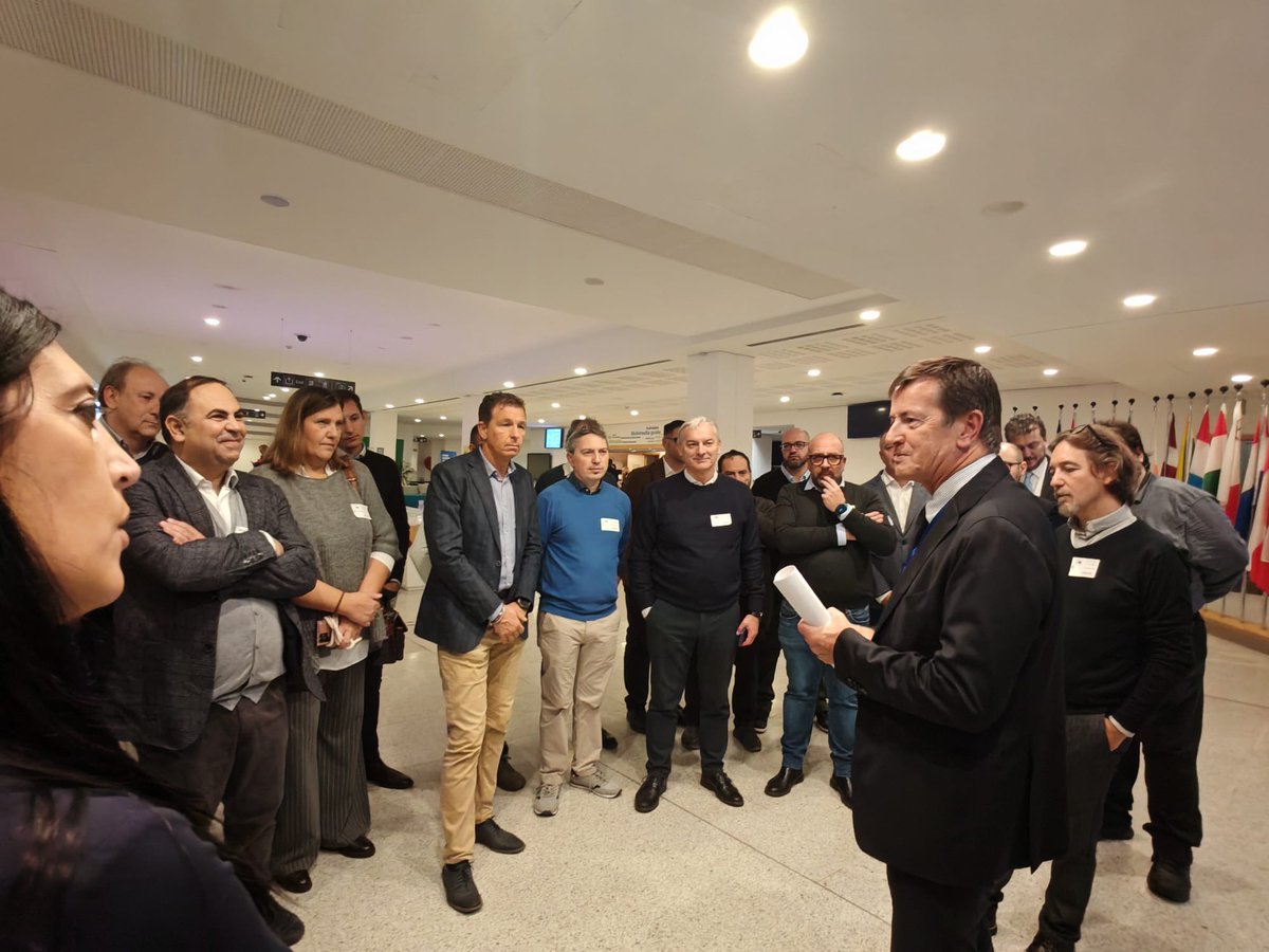 Cisl Lombardia (@cisllombardia) on Twitter photo 🇪🇺 Mercoledì 13 e giovedì 14 novembre 2024, si è svolta una visita studio a Bruxelles, organizzata dalla <a href="/CislBergamo/">Cisl Bergamo</a>, in collaborazione con il Dipartimento Internazionale CISL Lombardia
Per saperne di più ⤵️
lombardia.cisl.it/la-cisl-bergam… 🇪🇺 Mercoledì 13 e giovedì 14 novembre 2024, si è svolta una visita studio a Bruxelles, organizzata dalla <a href="/CislBergamo/">Cisl Bergamo</a>, in collaborazione con il Dipartimento Internazionale CISL Lombardia
Per saperne di più ⤵️
lombardia.cisl.it/la-cisl-bergam…