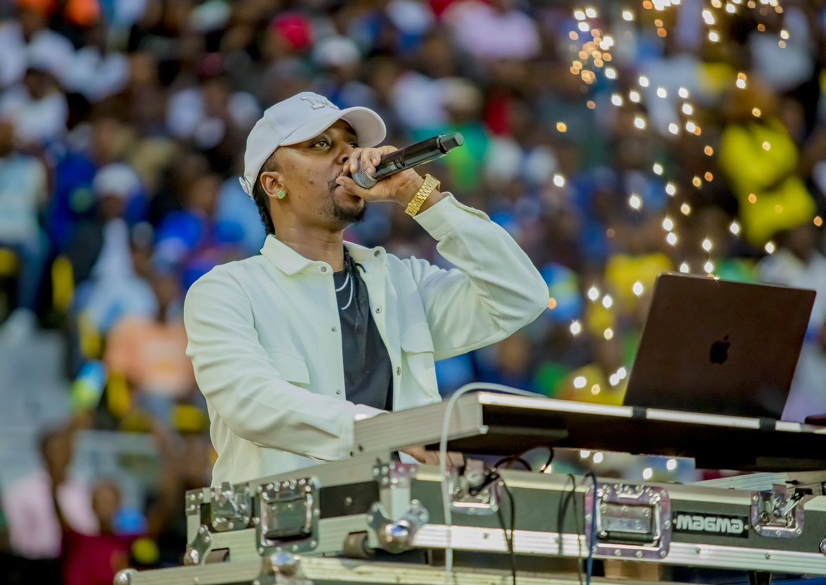 Wun of the hardest Perfomance ever had 🙏🏾🏟️🇷🇼🤍 
S/0 to <a href="/FERWAFA/">Rwanda FA</a> <a href="/CAF_Online/">CAF_Online</a> @ishamitalents <a href="/Amahorostadium/">AMAHORO STADIUM</a> <a href="/nmukazayire/">Nelly Mukazayire</a>