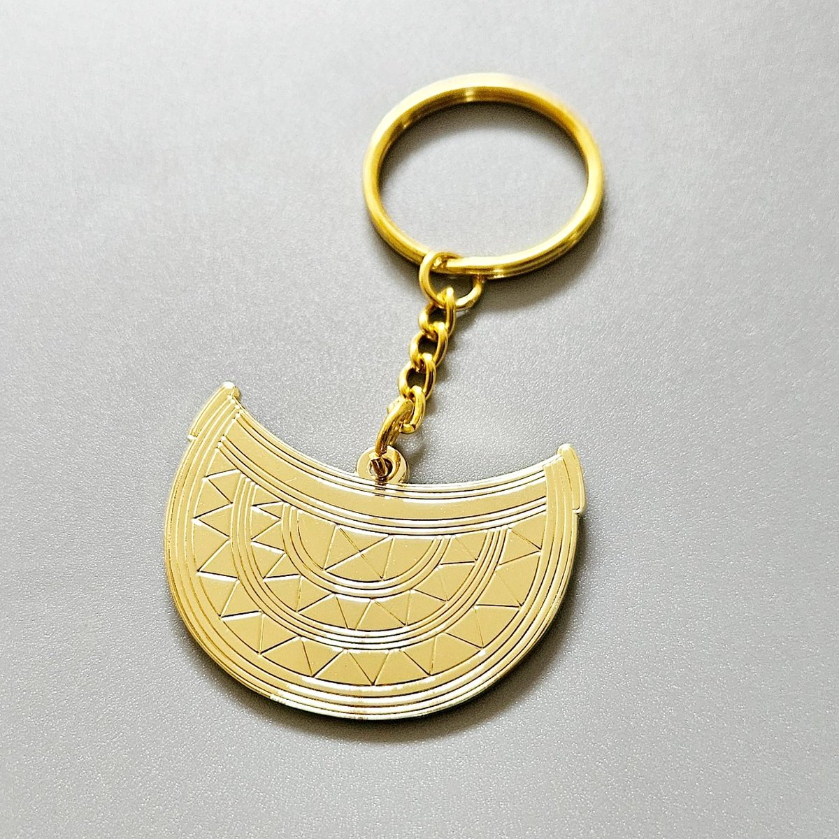 onestopbadges's tweet image. Die Struck Metal Keyring - Gold Metal

#keyring
#keyringdesign 
#customkeyring 
#enamelkeyring
#sunpendant