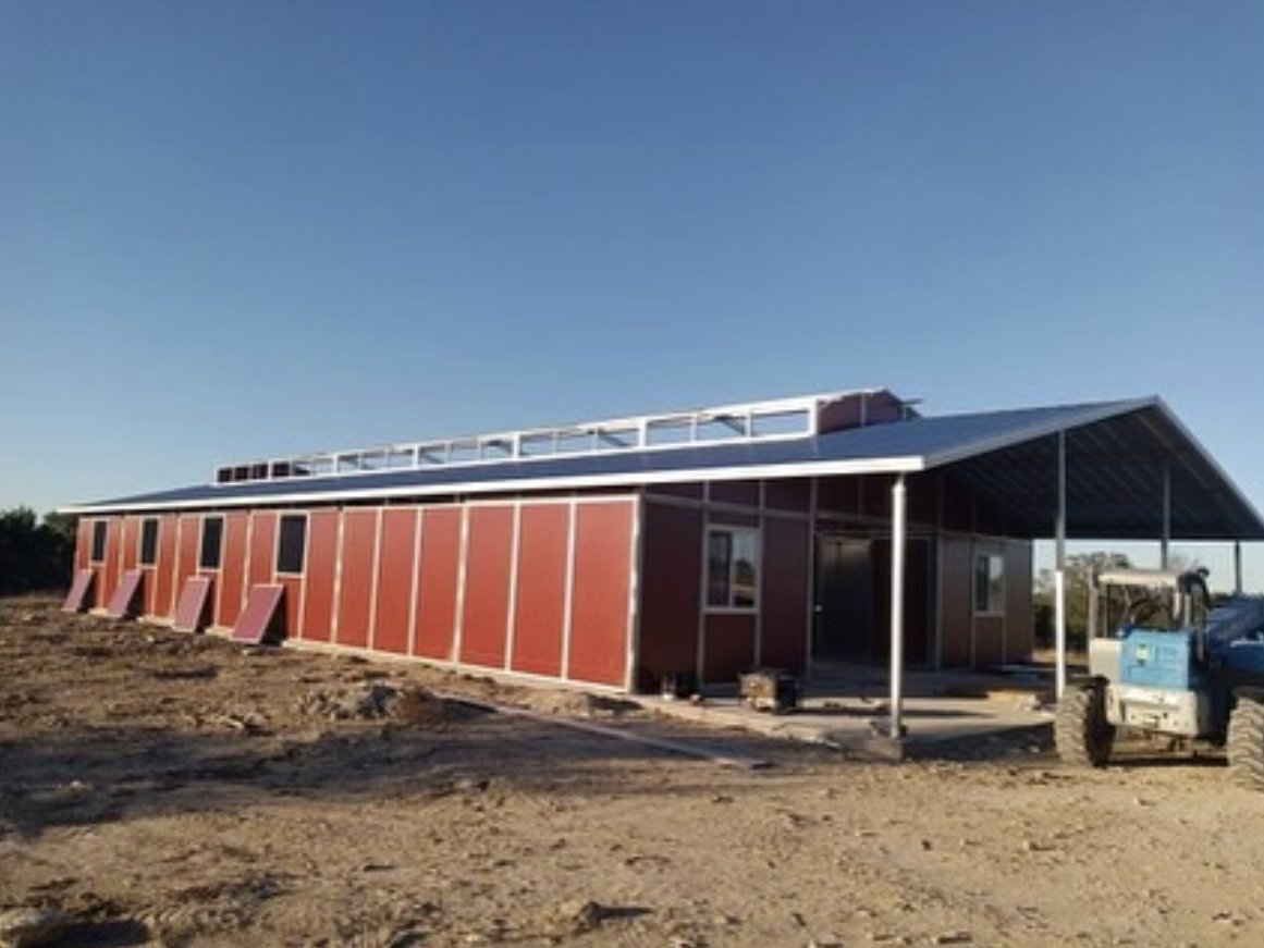 MDBarnmaster's tweet photo. Progress update from @callegariequestrianclub! Check out their 12-Stall RCA featuring stunning Elite Stall Fronts by @TriCountyBarns. https://t.co/zohWuIFULq