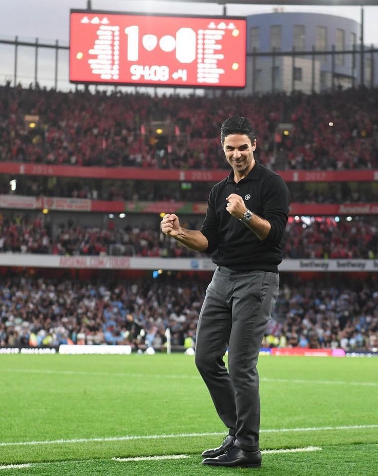 nathansarchives's tweet image. Mikel Arteta &amp;gt; Sir Alex Ferguson 

Here’s why 👇 

Sir Alex Ferguson won the same amount of trophies as arteta in his first four seasons

Mikel Arteta has managed to build a super team quicker than Sir Alex Ferguson

My Manager is wayyy clear