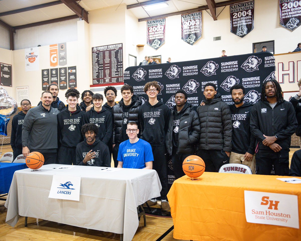 Fall Signing Day! 🍁 

Congrats to our newest four college commitments!

🦬
#BuffUp