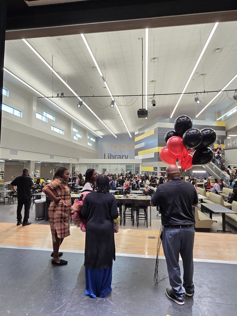 Roberson Middle School tweet media