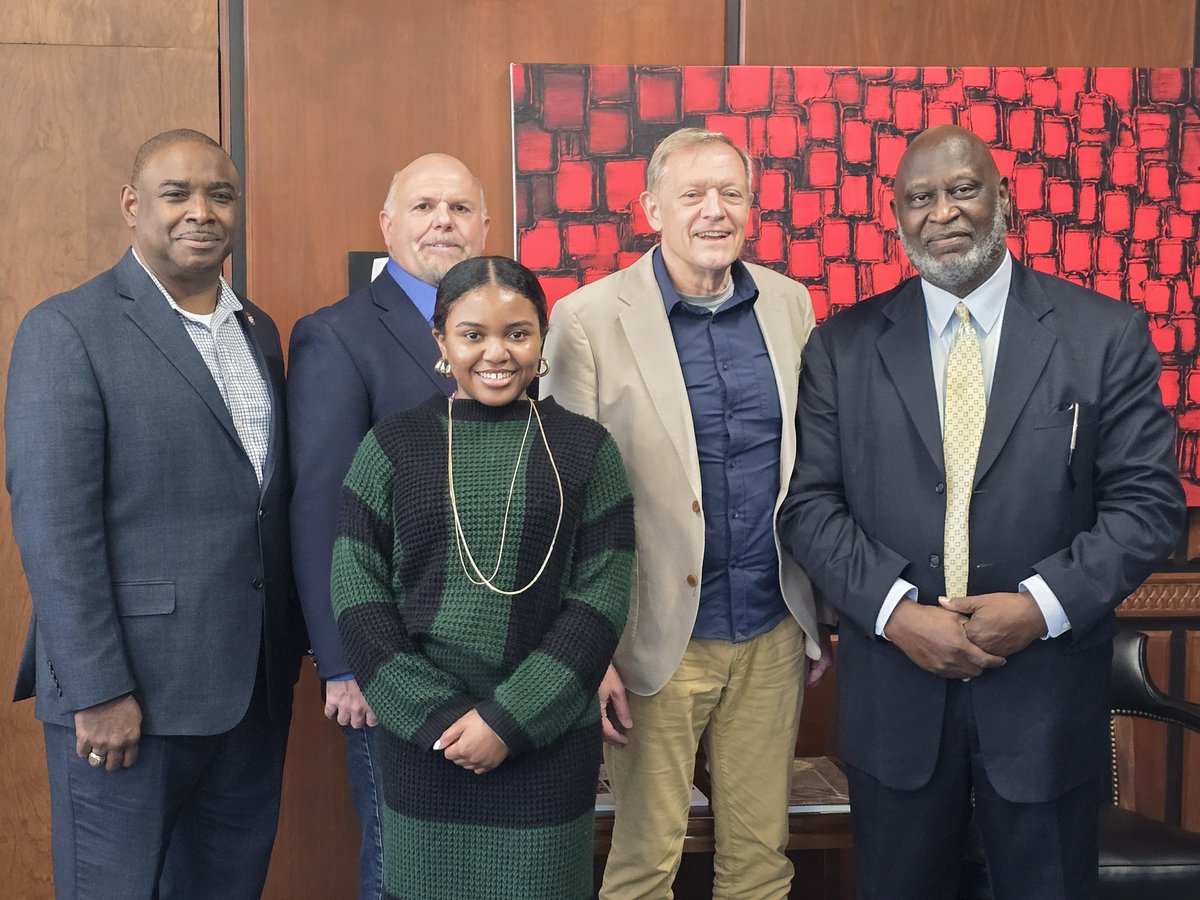 Thanks to State Representative and <a href="/UofSCLaw/">USC Joseph F. Rice School of Law</a> alumnus David Weeks and House staff for visiting <a href="/USCSumter/">USC Sumter Fire Ants</a> recently to learn more about how the Fireants are invaluable contributors to the regional economy of today while hard at work building the workforce of tomorrow!