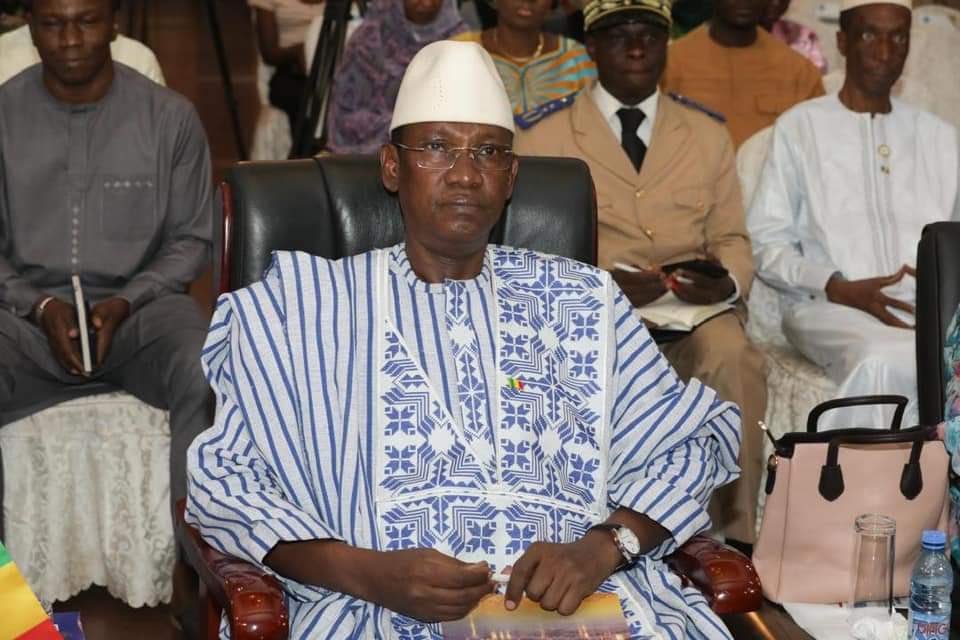 uk_mali's tweet photo. Notre Chargé d’affaires Tom Adams a prononcé le discours d’ouverture comme co-coordinateur du Groupe de Dialogue Autonomisation des Femmes #GDAF à la table ronde sur la mobilisation des ressources pour la participation politique des femmes sous la présidence du Premier ministre⏬ https://t.co/krvLEyvaYb