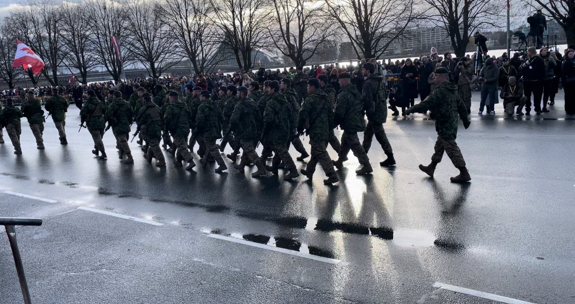 Latvian patriotism is inspiring! Happy to observe the Latvian National Armed Forces Parade and to see even more Canadian participation this year.

Heureux d’assister au défilé des forces armées nationales lettone et de voir encore plus de participation canadienne cette année.