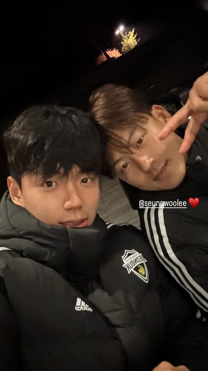 pocozzn's tweet photo. 하나님 저 젼뽀해도됩니까?? https://t.co/4F2Fvqcn5t