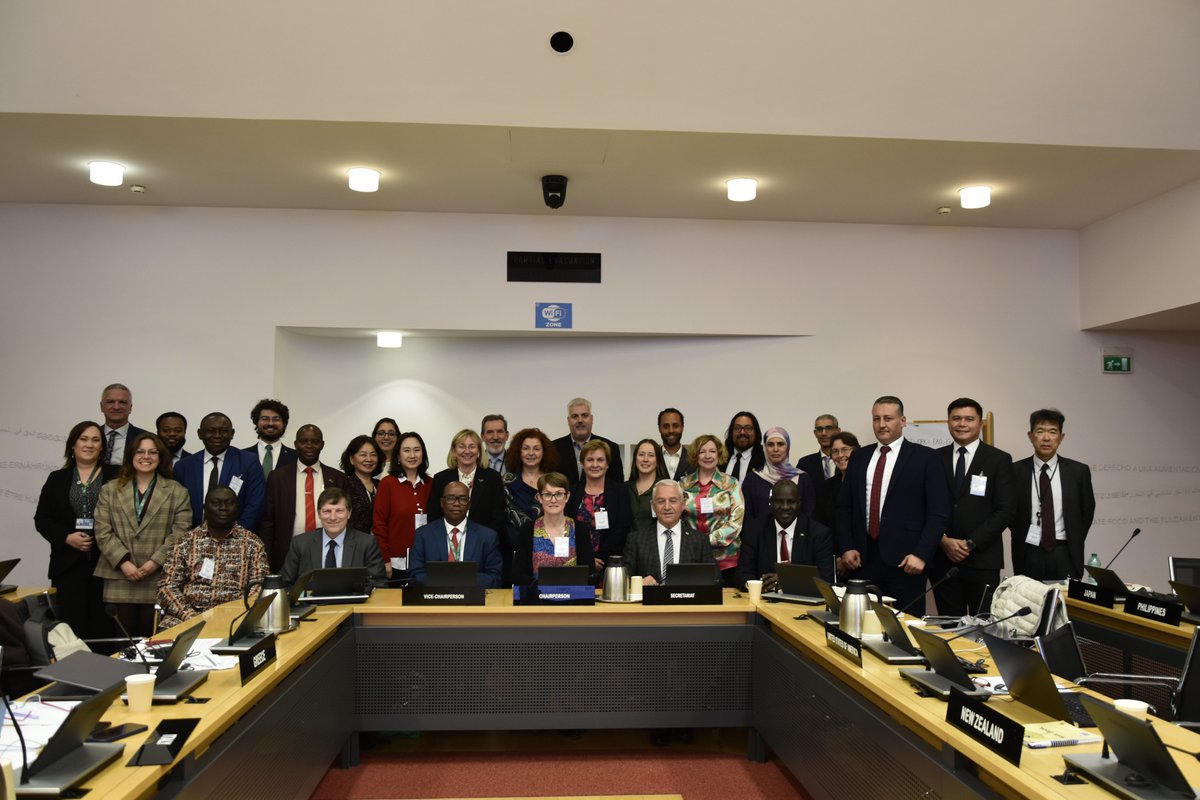 ippcnews's tweet photo. #IPPC Standards Committee is meeting in Rome!
Global experts convene to advance international phytosanitary standards, discussing draft ISPMs on trade-critical topics like mangos &amp; wood movement. 📋🌍 Stay tuned for updates!

#PlantHealth 🌱 https://t.co/3qUx3CTnEs