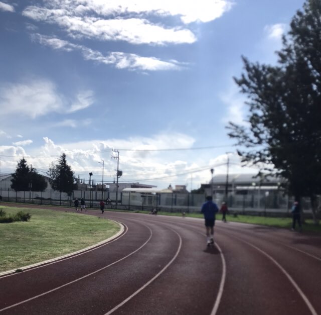 JAVSODA7's tweet image. 🎵..QUE OTRA COSA PUEDO HACER , QUE OTRA COSA PUEDO HACER…🎵
- SE RODO 🚴🏼‍♂️
- SE CORRIO 🏃🏻‍♂️🏃🏻‍♂️
- SE CUMPLIÓ 👍🏼
#LunesDeAsueto 
#RunnerMen
#SIE7E