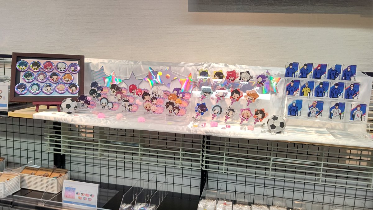 ucchie1048's tweet photo. おまけ
入店直後は気にしていなかったが、しばらくして店内の男が自分だけという事実に気付いて震える https://t.co/eO6de6yxxb