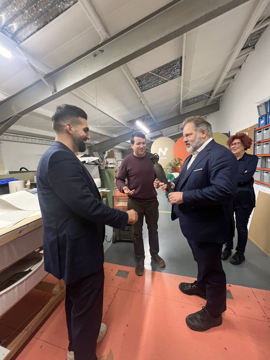 Howard Dawber (@howarddawber) on Twitter photo Inspiring visit to <a href="/notpla/">Notpla</a> in Hackney with <a href="/metecoban92/">Mete Coban MBE</a> and team to see the innovative R&D that goes into this seaweed based alternative to plastic packaging - a <a href="/growldnbusiness/">Grow London</a> success story! <a href="/MayorofLondon/">Mayor of London, Sadiq Khan</a> <a href="/LDN_economy/">LDNMayor Economy</a> Inspiring visit to <a href="/notpla/">Notpla</a> in Hackney with <a href="/metecoban92/">Mete Coban MBE</a> and team to see the innovative R&D that goes into this seaweed based alternative to plastic packaging - a <a href="/growldnbusiness/">Grow London</a> success story! <a href="/MayorofLondon/">Mayor of London, Sadiq Khan</a> <a href="/LDN_economy/">LDNMayor Economy</a>