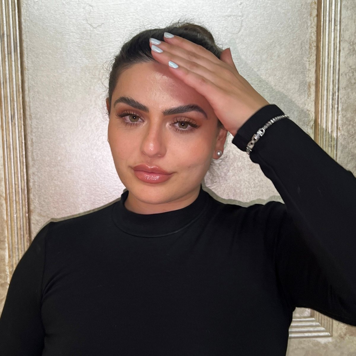 "Life after Richmond has been a series of new opportunities. It has taken me everywhere—across the globe and back again!" 🌍✨ - Marina Sarkisyan, Class of '19

Ready to start your own life in London? Register: bit.ly/3YOoLmb
#YourFutureBeginsHere #RichmondAlumni #London