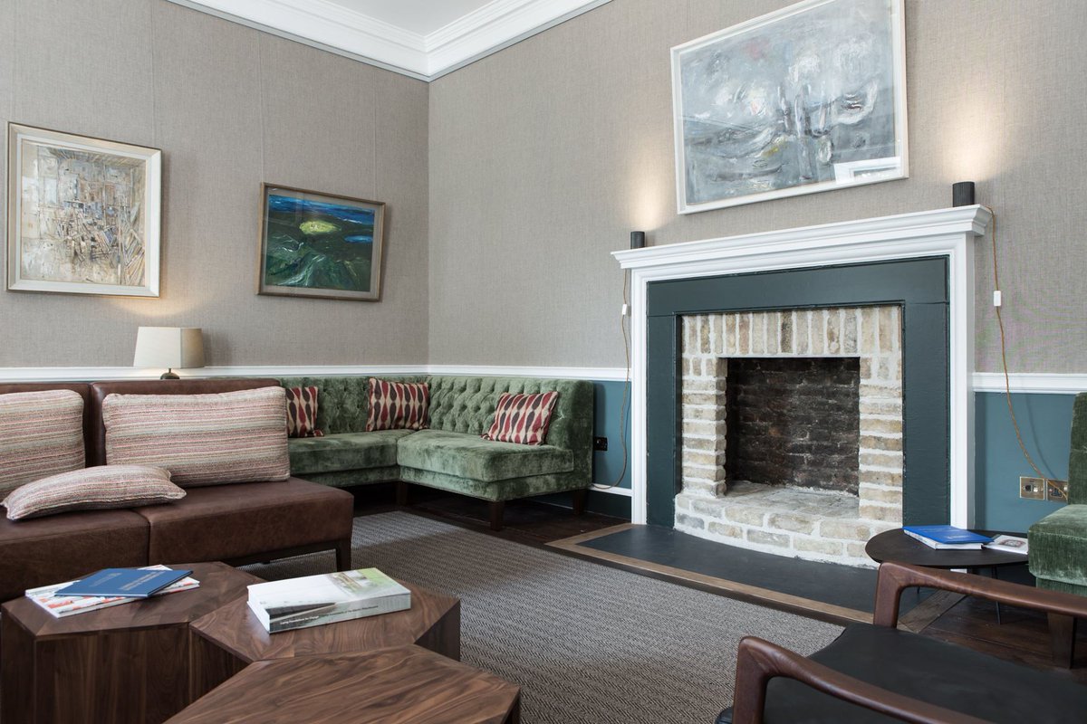 tcdalumni's tweet image. Visiting campus soon?

Pop in to the Alumni Room in the Trinity Development &amp;amp; Alumni Office. Enjoy complimentary tea/coffee and free wifi while looking out on Front Square. 

Learn more: lnkd.in/gThiRnd

#TCDAlumni