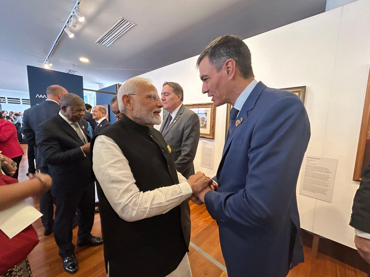 From Vadodara to Rio, the interactions continue! 

A lovely interaction with the President of the Government of Spain, Mr. Pedro Sánchez. 

<a href="/sanchezcastejon/">Pedro Sánchez</a>