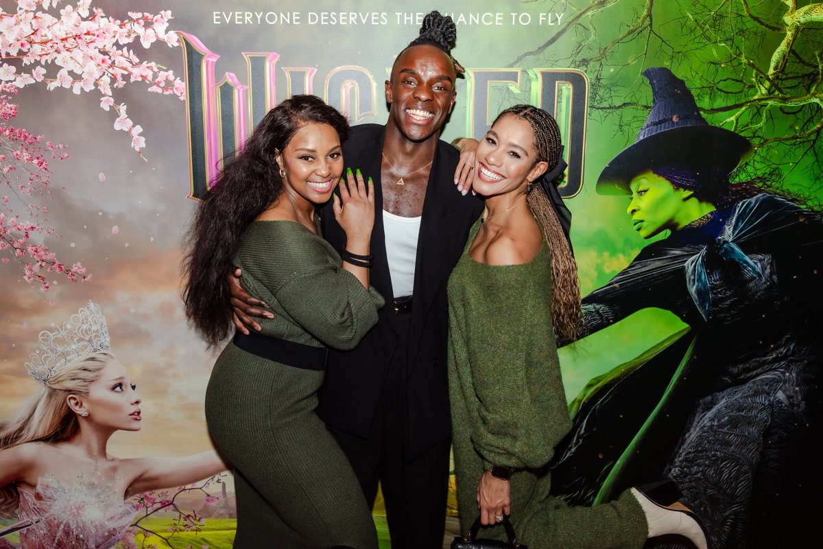 West End 🤝 Hollywood

We deserve each other! Our West End cast spent an evening dancing through life at a special advanced screening of the #WickedMovie! 💚✨