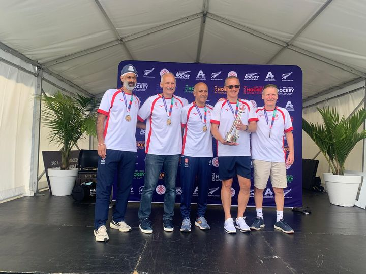 Dr Sukhdev Gill (@tiggersukh) on Twitter photo Players from <a href="/EHMidlands/">Midlands Hockey</a> who won Mens Over 60s World Cup in Auckland, with <a href="/EnglandHockey/">England Hockey</a> Masters including Manjeet Degun of <a href="/Barford_Tigers/">Barford Tigers HC</a> <a href="/BarfordTigersSC/">BarfordTigersSC</a> Congratulations to you all and the England team. Players from <a href="/EHMidlands/">Midlands Hockey</a> who won Mens Over 60s World Cup in Auckland, with <a href="/EnglandHockey/">England Hockey</a> Masters including Manjeet Degun of <a href="/Barford_Tigers/">Barford Tigers HC</a> <a href="/BarfordTigersSC/">BarfordTigersSC</a> Congratulations to you all and the England team.
