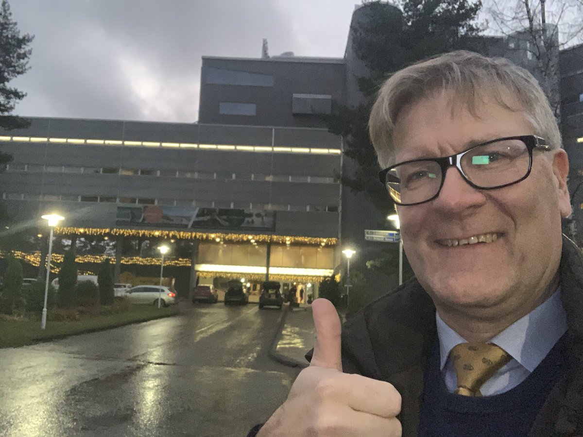 Kehonkieli Huviksi ja Hyödyksi -alustus ja pari workshoppia opettajille <a href="/Yyterin/">TERIN_KILL YY</a> Virkistyshotelli 

”Rikkinäinen kehonkielipuhelin” oli opettavainen ja hauska harjoitus 😀￼

Yhä useammin tapahtumia ja esiintymisiä sovitaan hyvissä ajoin, tämä varaus tehtiin vuotta aiemmin!