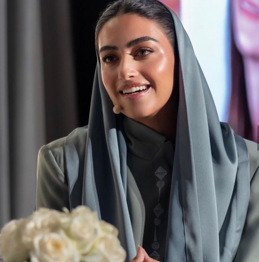 ميشا | FASHION tweet media