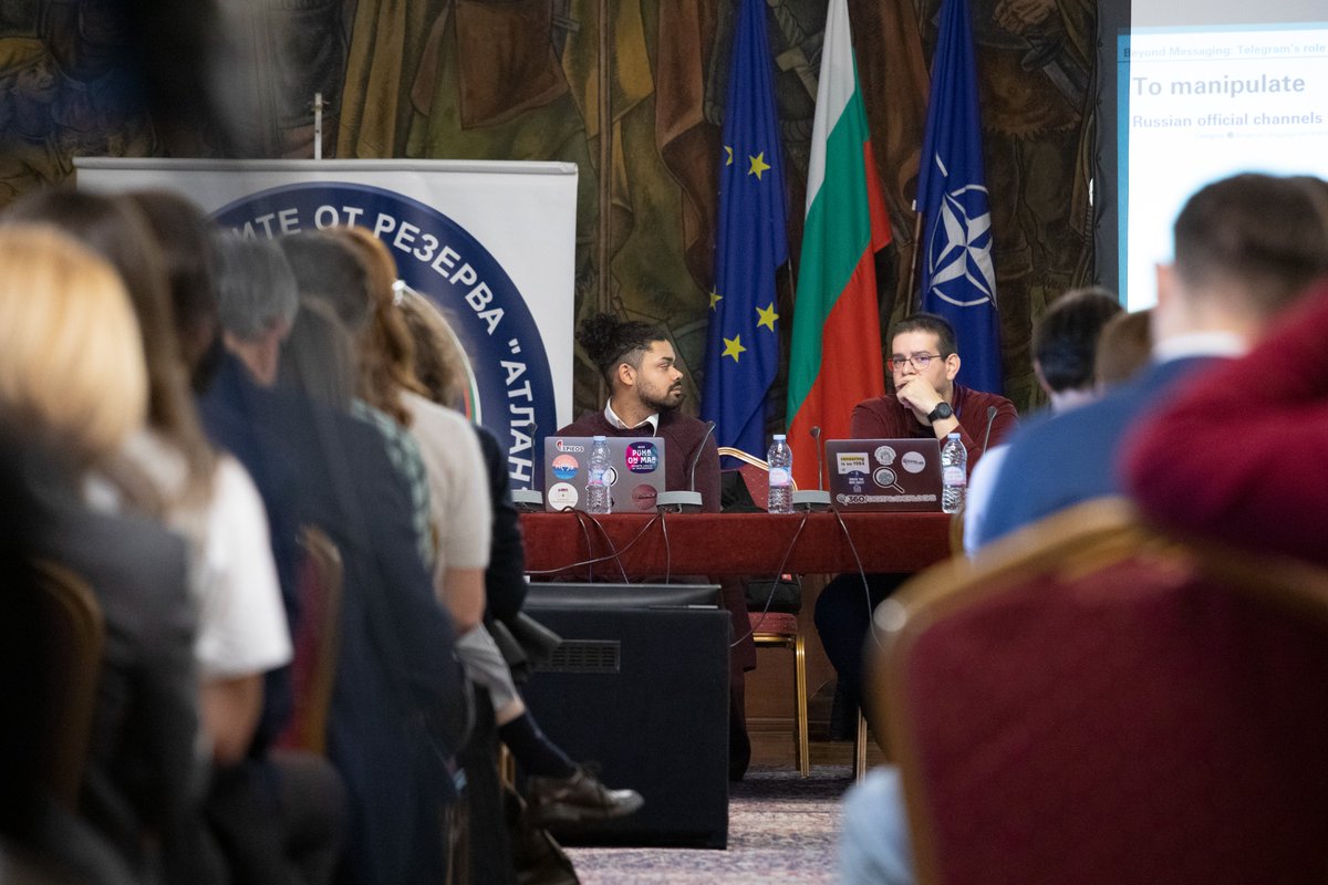 DFRLab's tweet photo. Last week, @DFRLab joined the #SofiaInformationIntegrityForum to tackle online harms &amp; democratic backsliding 🌍

🎙 @acarvin gave the keynote on weaponized fact-checking
💡 Panels by @sayyara_a, @gyron_bydton &amp; @ruslantrad   on Telegram, Russian info warfare &amp; disinformation https://t.co/3ELzwsWGIi