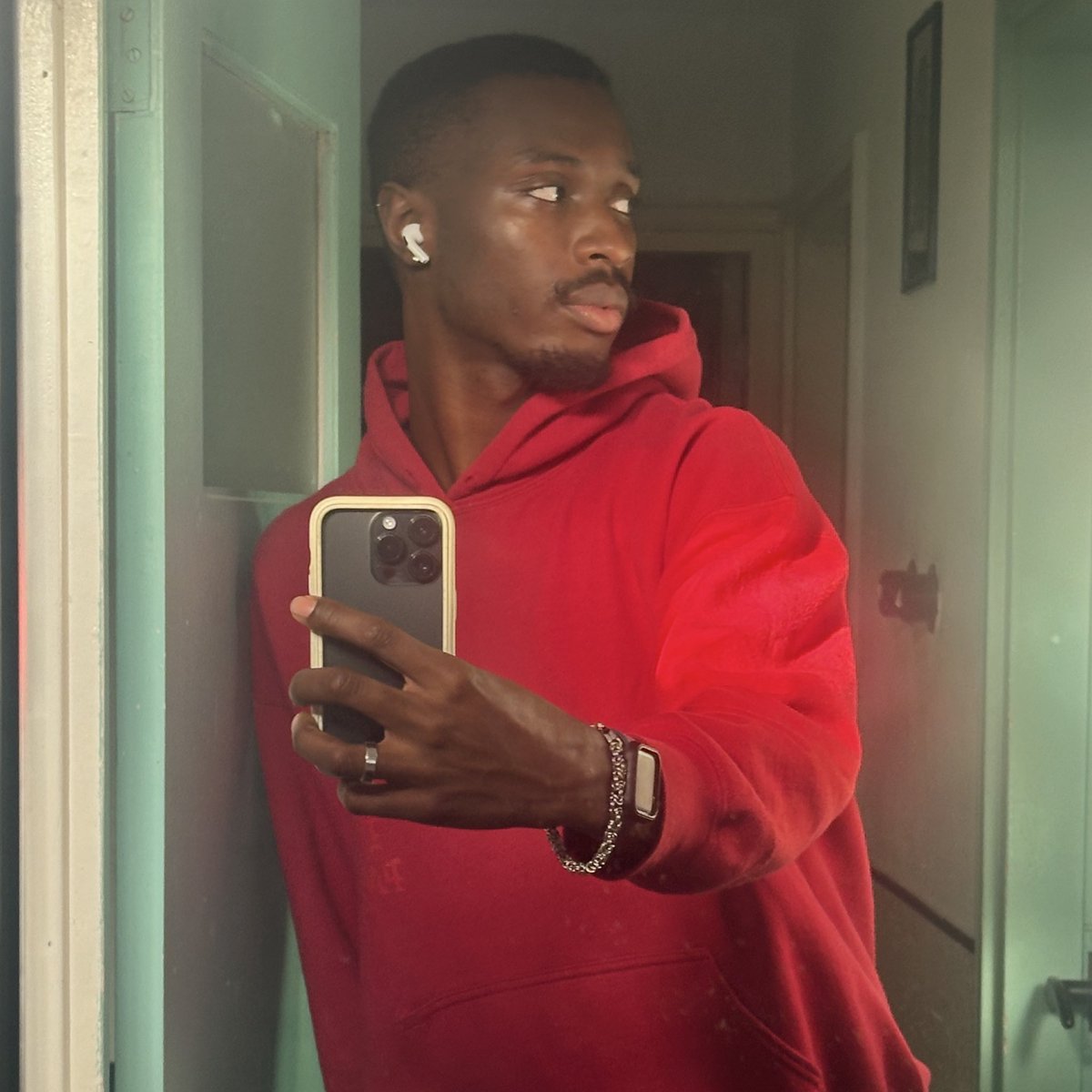 ose1y's tweet photo. new era #osei https://t.co/tfbLoDm2Fs