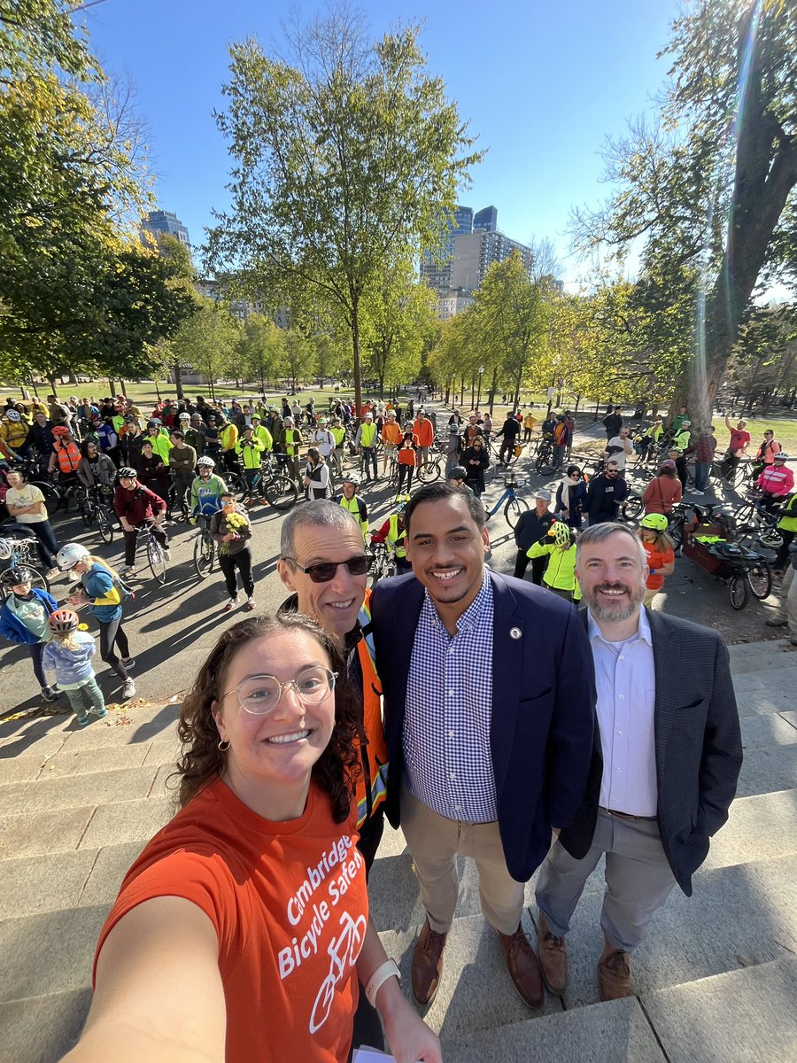 Yesterday afternoon I joined over 200 members of our community at the Safe Roads Alliance for the #WorldDayofRemembrance Ride &amp; Rally at the State House.  Riders from all over the commonwealth came together to remember their lost loved ones who tragically lost their lives in a