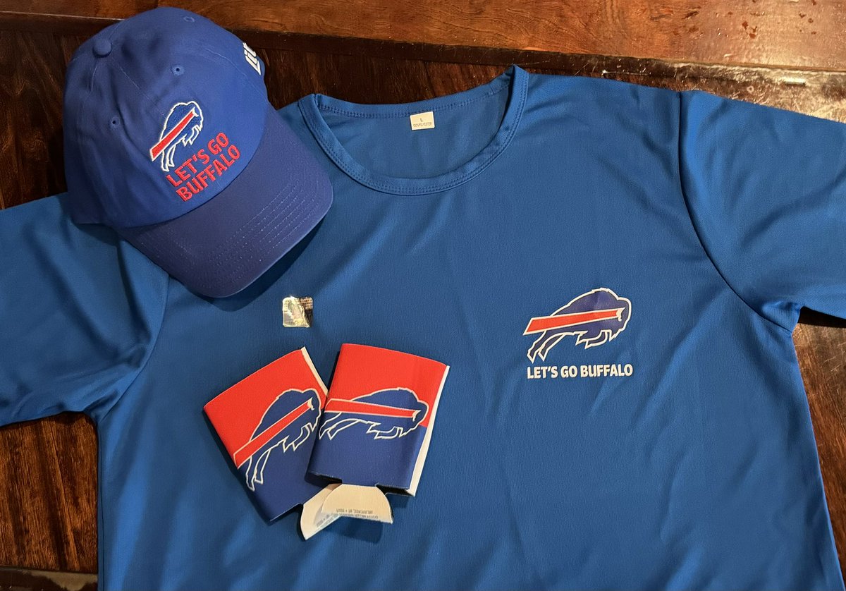 VICTORY MONDAY #BillsMafia !!!!

🚨 We are giving away🚨
 a tee shirt (large), a hat and two koozies to one random winner who replies with “Go Bills” and is following us.

Random winner selected tonight at 8pm.
