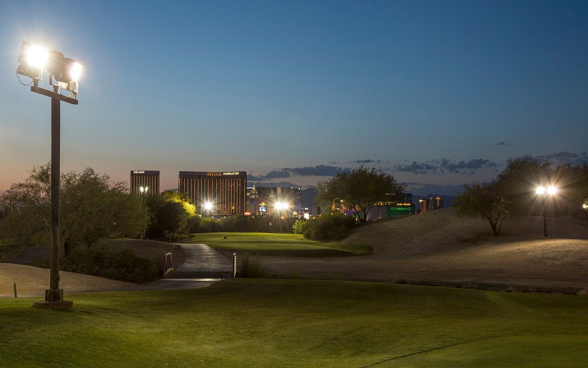 Next time you're in Las Vegas, you need to put these 5 short courses to the test. 👇👇 par3nearme.com/las-vegas-par-…

#par3 #par3nearme #lasvegas #Vegas