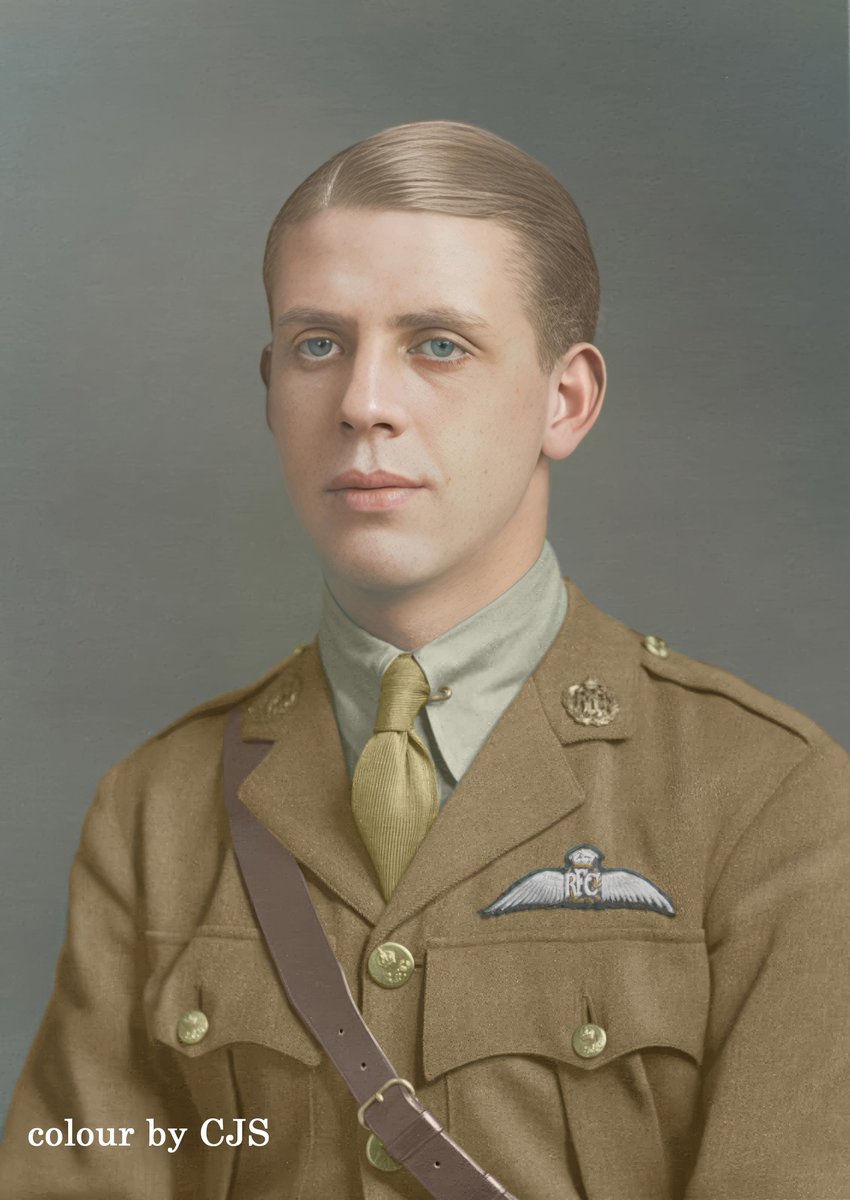 colourbyCJS's tweet image. Lieutenant Charles  Whitelock was from Barnsley, Yorkshire. He joined the Royal Flying Corps in August 1917. He trained to be a pilot and joined 55 Squadron in Feb 1918. On 16th July 1918 he was killed when his DH4 bomber  crashed on take-off.  He was 20 years old.