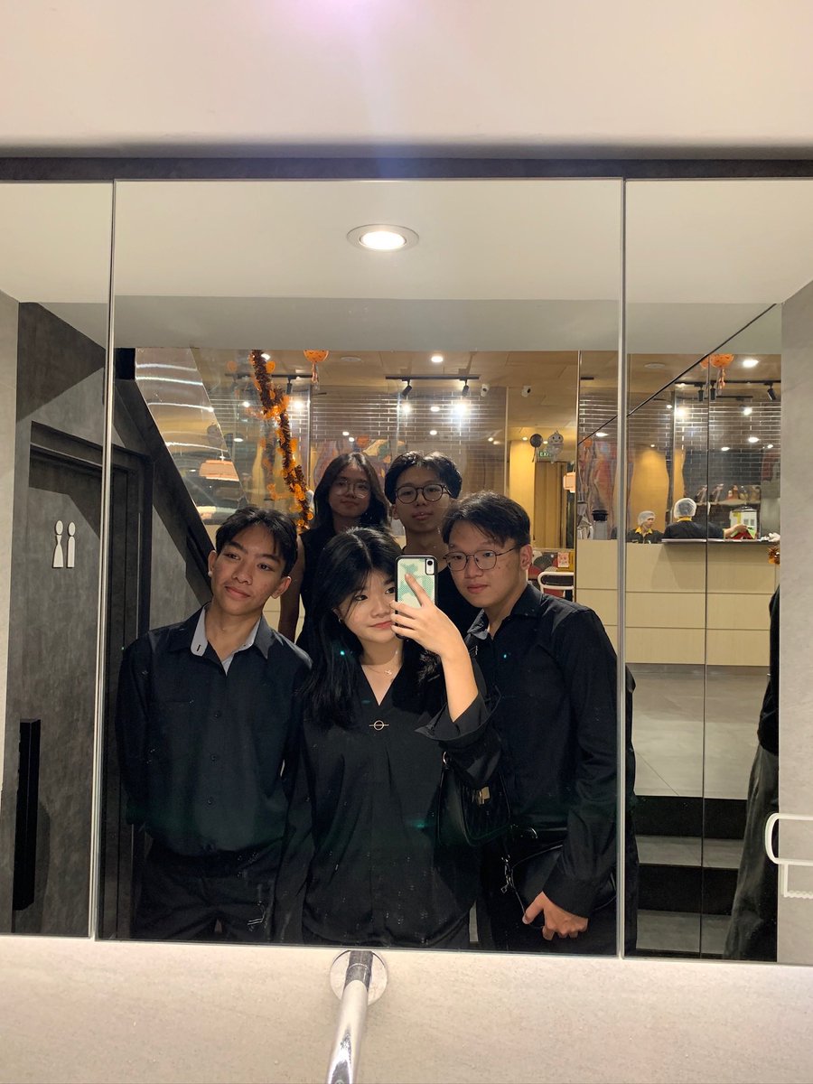 🅰️lin tweet media