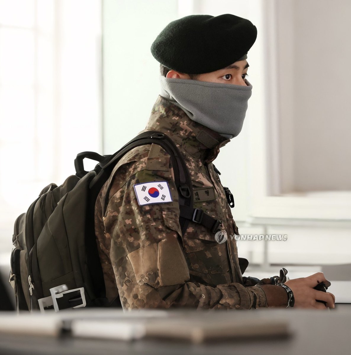 btsdaily77's tweet photo. CAPTAIN KIM TAEHYUNG! https://t.co/EwlnaC68i8