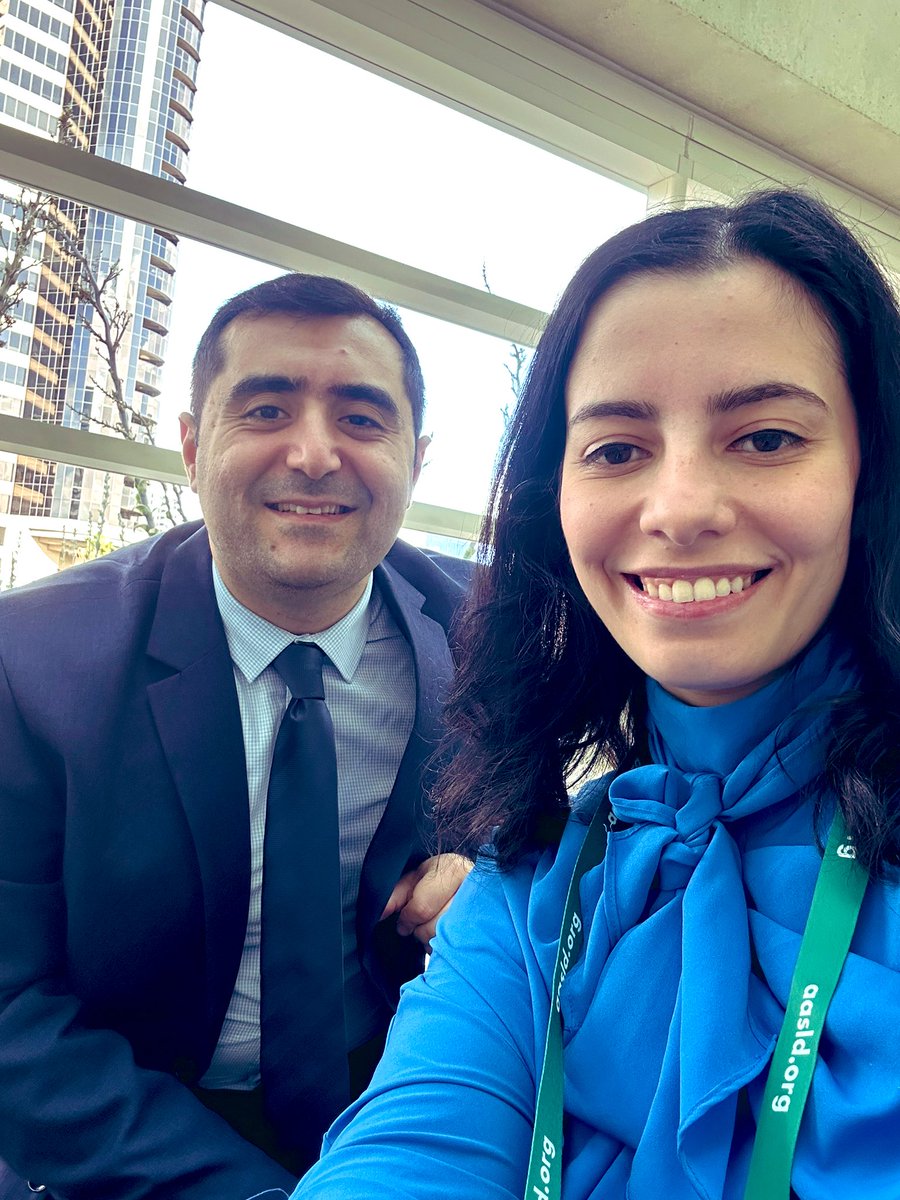 Mahmw292's tweet photo. Extremely happy to be able to connect with old colleagues during AASLD in beautiful San Diego
#aasdl @AASLDtweets https://t.co/9vcwQN4YT0