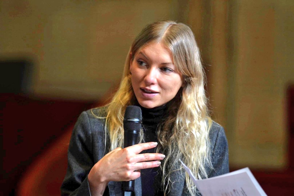 Solutions Solidaires (@solsolidaires) on Twitter photo 📍 Dernière table ronde de notre journée La France Qui Essaie au <a href="/lecese/">CESE</a>
➡️ L’expérimentation et l’innovation locales comme outil pour prévenir la défiance et le repli sur soi en démocratie.
🗣 : <a href="/marinetondelier/">Marine Tondelier</a>, @VTiberj, <a href="/BlancheLeridon/">Blanche Leridon</a>, <a href="/StephanTroussel/">Stéphane Troussel</a>, @Jeremie_Peltier 📍 Dernière table ronde de notre journée La France Qui Essaie au <a href="/lecese/">CESE</a>
➡️ L’expérimentation et l’innovation locales comme outil pour prévenir la défiance et le repli sur soi en démocratie.
🗣 : <a href="/marinetondelier/">Marine Tondelier</a>, @VTiberj, <a href="/BlancheLeridon/">Blanche Leridon</a>, <a href="/StephanTroussel/">Stéphane Troussel</a>, @Jeremie_Peltier