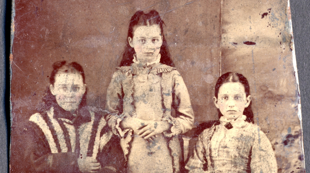 Interested in knowing more about your family's history in Ontario? Learn how you can start your research with us by watching our "Tracing Your Family History" video on our YouTube channel: 
youtu.be/anWez20ceFU?si….