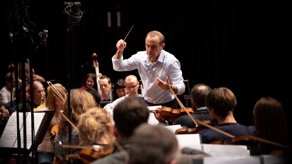 Bournemouth Symphony Orchestra (@bsorchestra) on Twitter photo We’ve a monumental week ahead: Mark Wigglesworth makes his debut as Chief Conductor at <a href="/LighthousePoole/">Lighthouse Poole</a> and <a href="/Bristol_Beacon/">Bristol Beacon</a> alongside pianist <a href="/NMcCarthyPiano/">Nicholas McCarthy</a> - will you be joining us in the hall or online? With music-making in communities throughout the week... We’ve a monumental week ahead: Mark Wigglesworth makes his debut as Chief Conductor at <a href="/LighthousePoole/">Lighthouse Poole</a> and <a href="/Bristol_Beacon/">Bristol Beacon</a> alongside pianist <a href="/NMcCarthyPiano/">Nicholas McCarthy</a> - will you be joining us in the hall or online? With music-making in communities throughout the week...