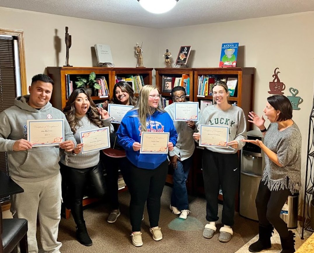 zintainspired's tweet image. Learning a new language: where mistakes turn into laughs and 'oops' becomes 'wohoo' 😂🌎
#classes #languageclasses #Spanish #Italian #portuguese #french #ASL #signlanguage #ZintaLanguage